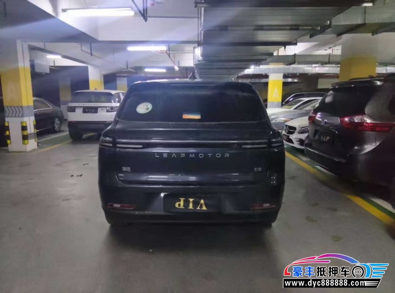 24年零跑C10轿车抵押车出售