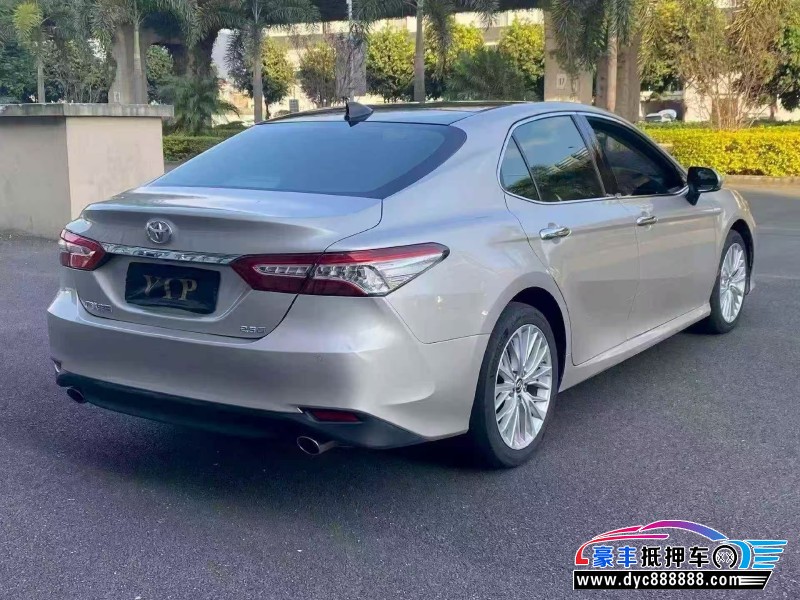 20年丰田凯美瑞轿车抵押车出售