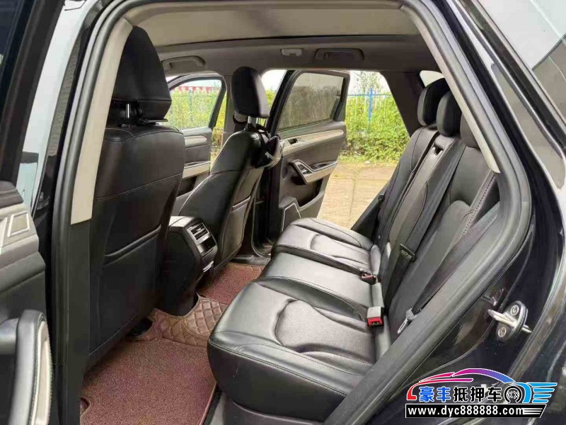 19年众泰大迈X7轿车抵押车出售