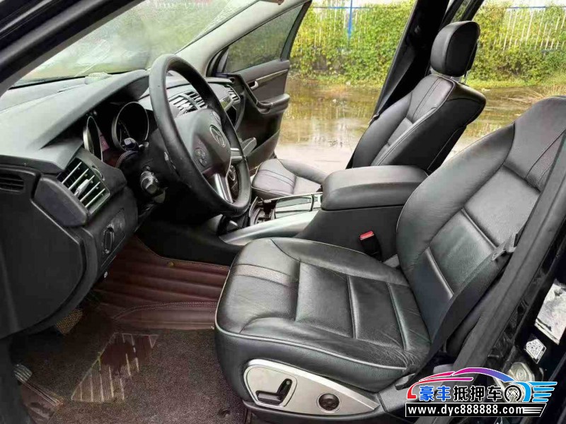 17年奔驰R轿车抵押车出售