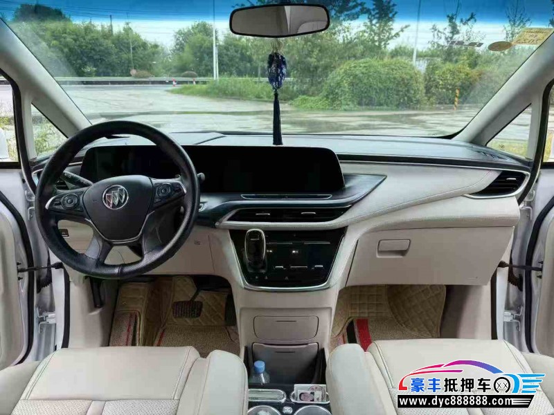 21年别克GL8轿车抵押车出售