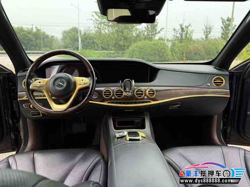 18年奔驰S轿车抵押车出售