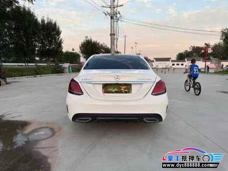 21年奔驰C轿车抵押车出售