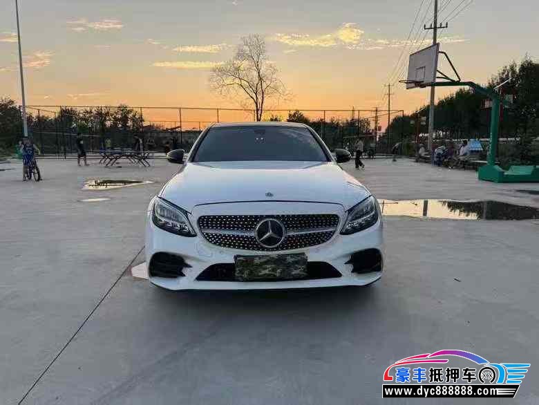 21年奔驰C轿车抵押车出售