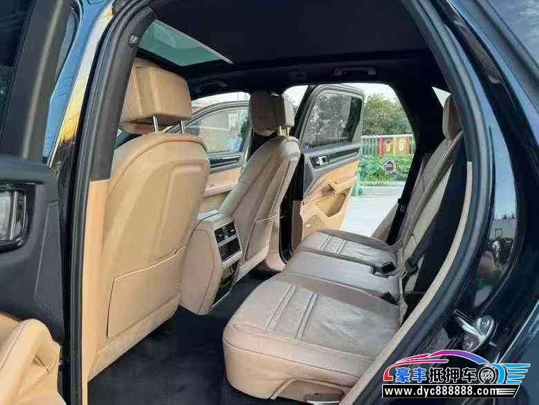 19年保时捷卡宴轿车抵押车出售