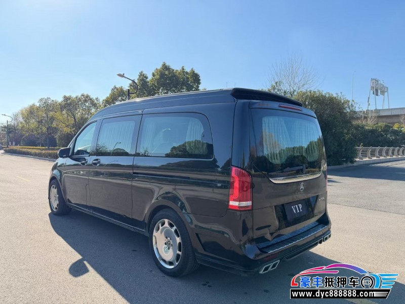 19年奔驰V轿车抵押车出售