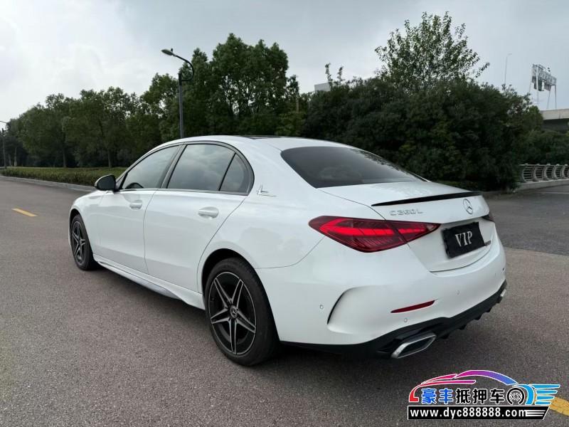 23年奔驰C轿车抵押车出售