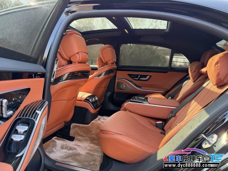 23年奔驰S轿车抵押车出售