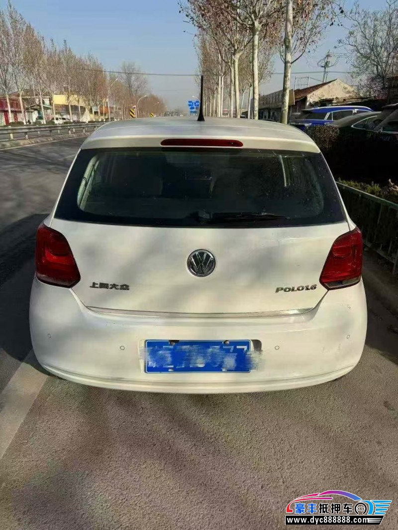 14年大众polo轿车抵押车出售