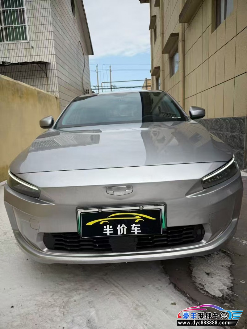 22年吉利几何轿车抵押车出售