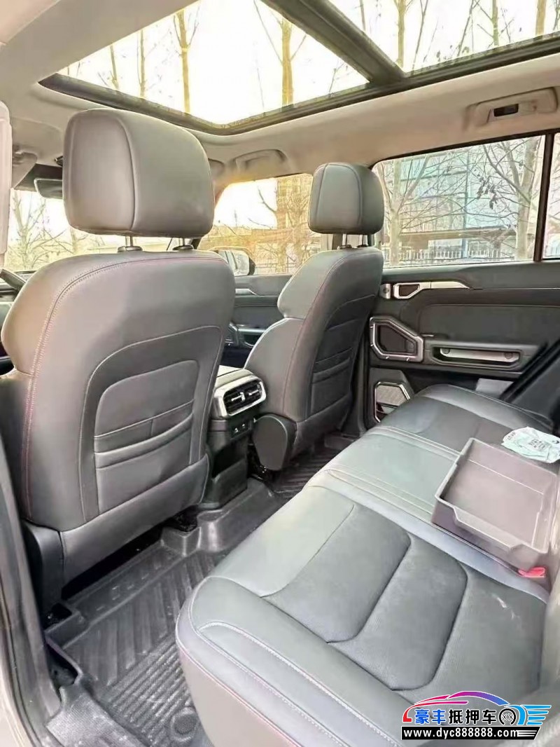 25年捷途山海T2轿车抵押车出售