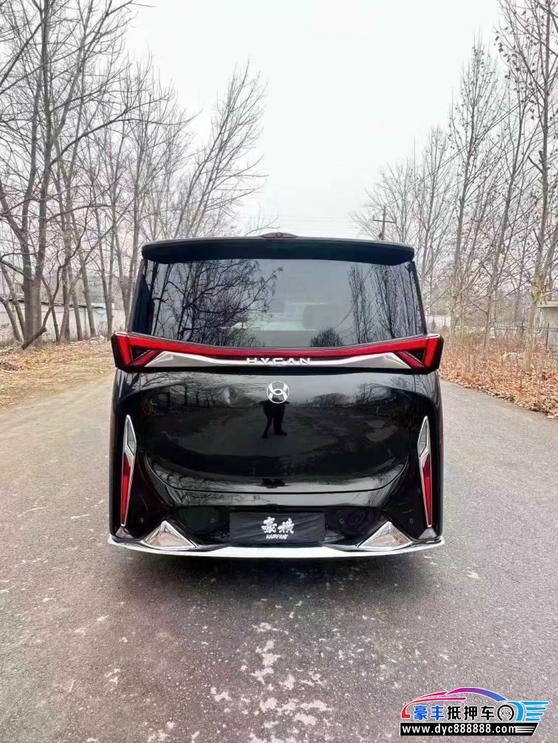 24年合创v09轿车抵押车出售