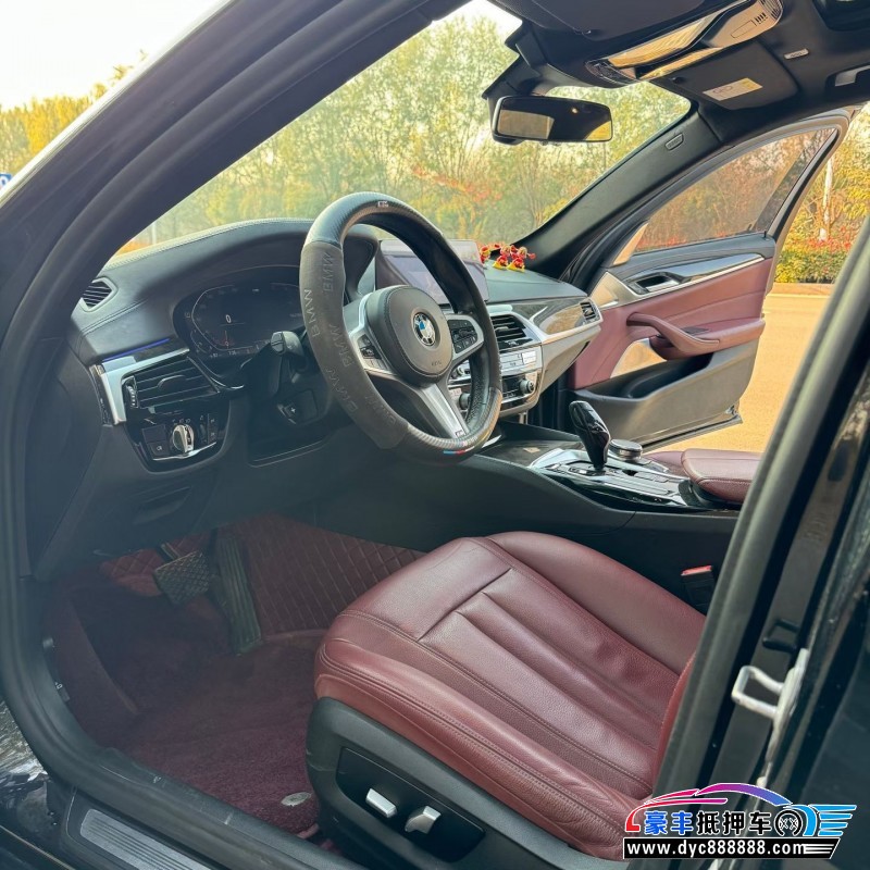 20年宝马5系轿车抵押车出售