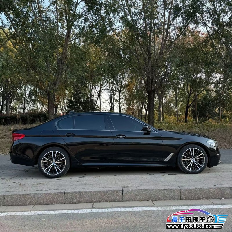 20年宝马5系轿车抵押车出售