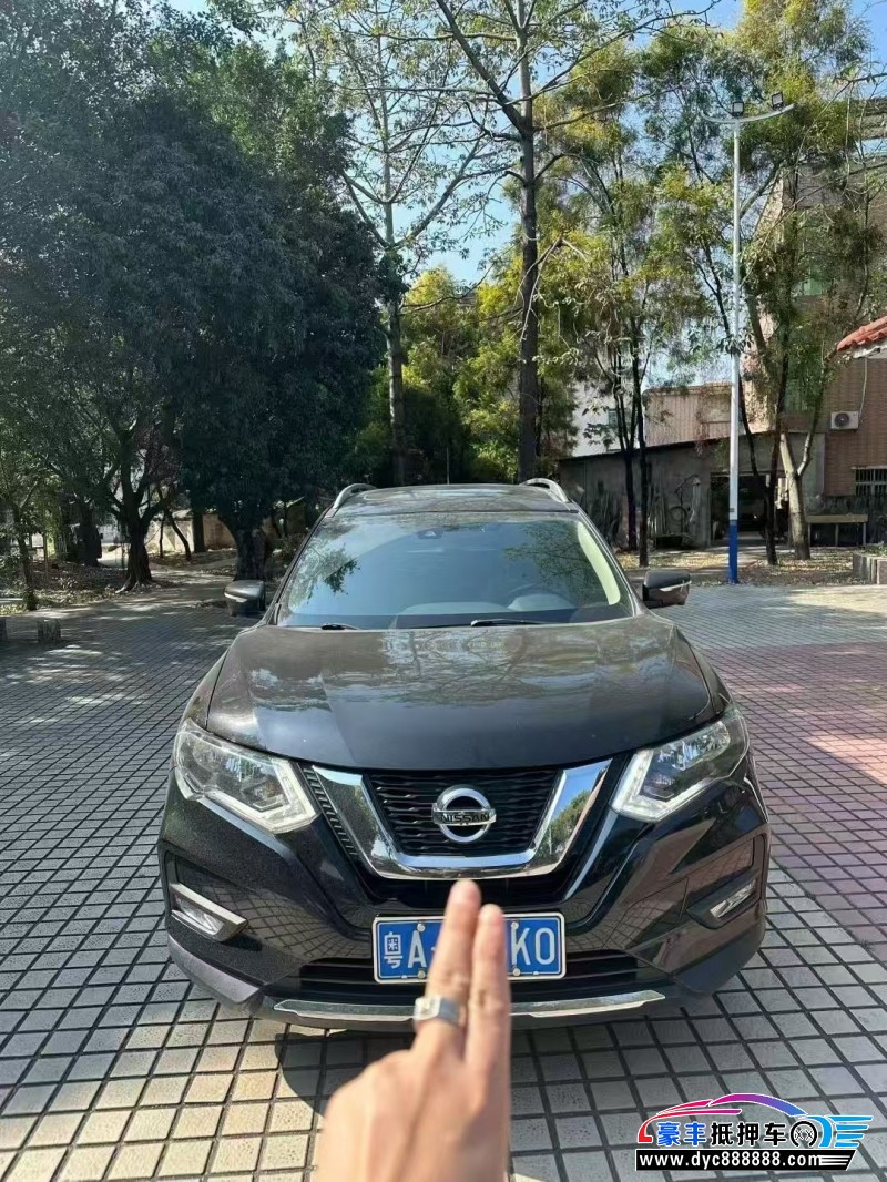 18年日产奇骏轿车抵押车出售