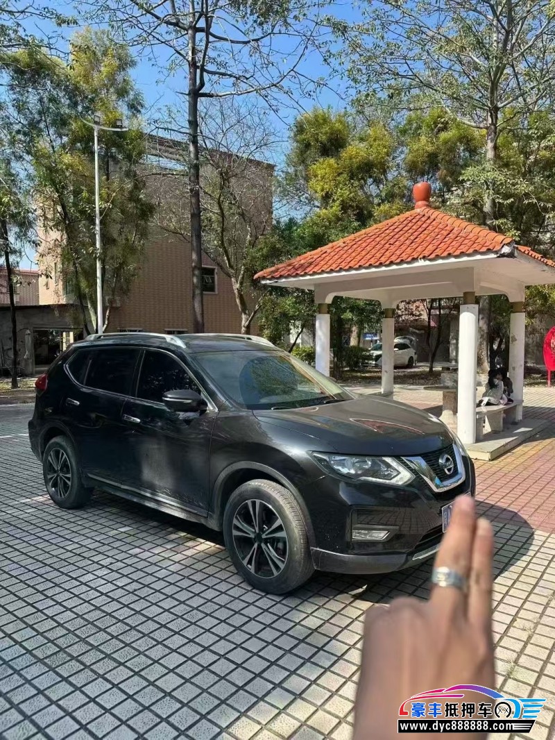 18年日产奇骏轿车抵押车出售