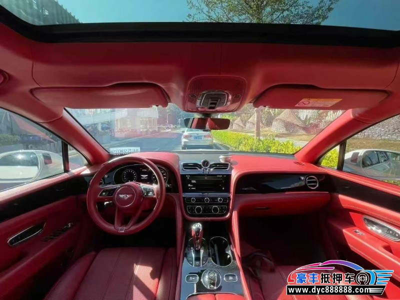 21年宾利添越轿车抵押车出售