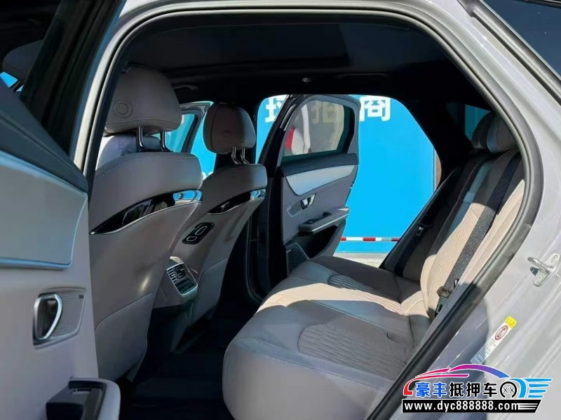 24年比亚迪汉轿车抵押车出售