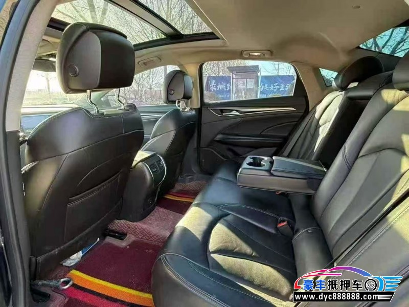 20年别克君越轿车抵押车出售