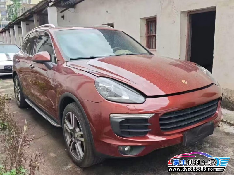 14年保时捷卡宴轿车抵押车出售