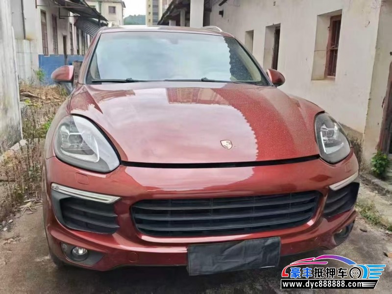 14年保时捷卡宴轿车抵押车出售