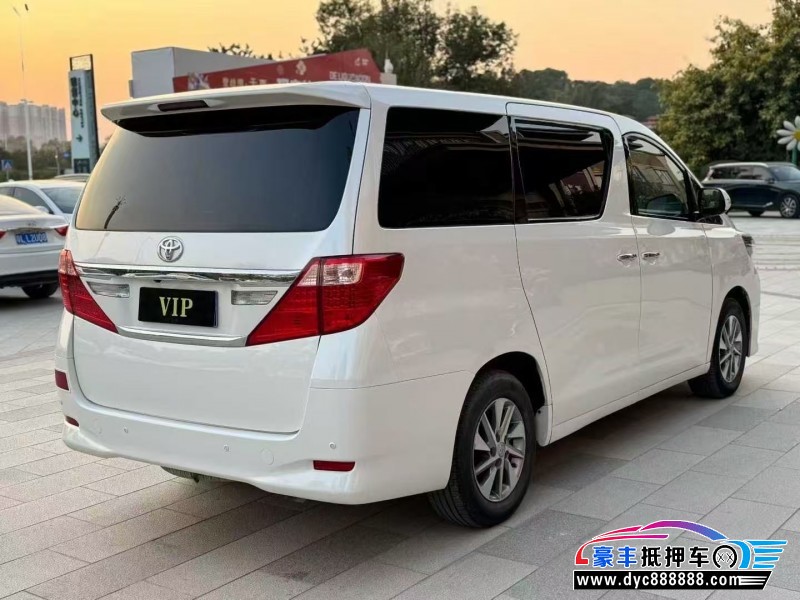 12年丰田埃尔法轿车抵押车出售