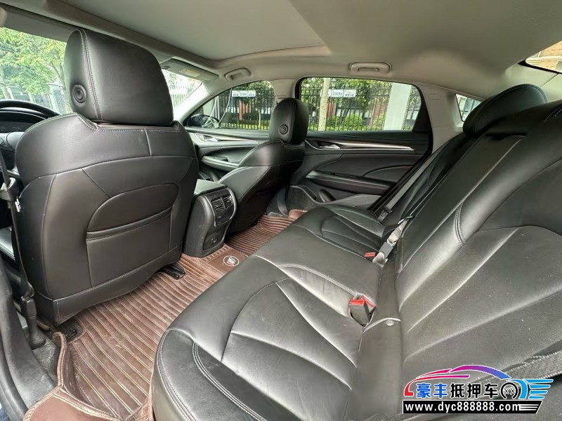 21年别克君越轿车抵押车出售