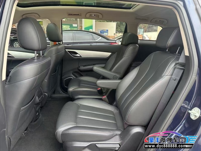 21年比亚迪宋轿车抵押车出售