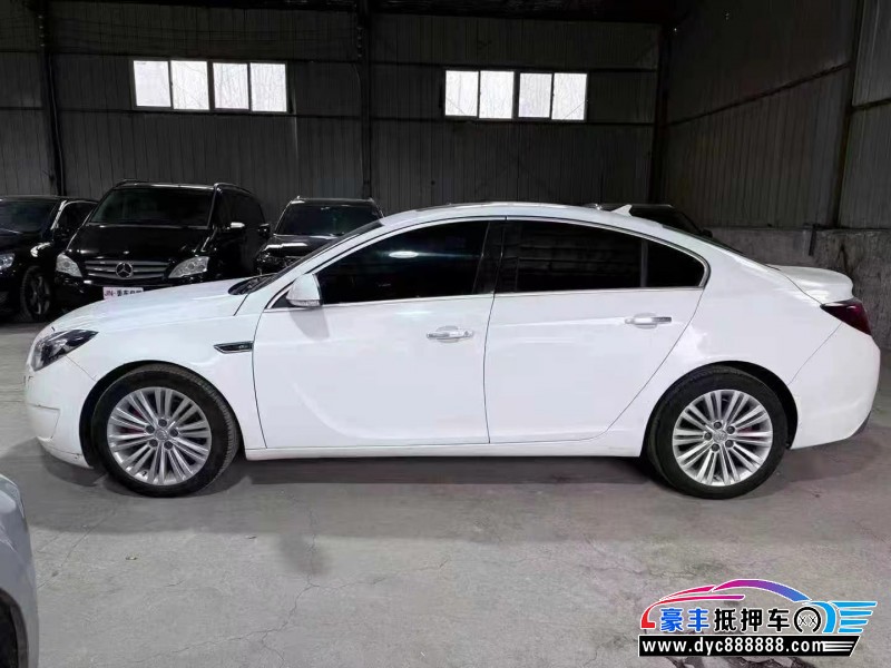 14年别克君威轿车抵押车出售