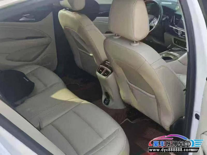 21年别克君威轿车抵押车出售