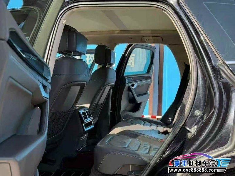 21年大众途锐轿车抵押车出售