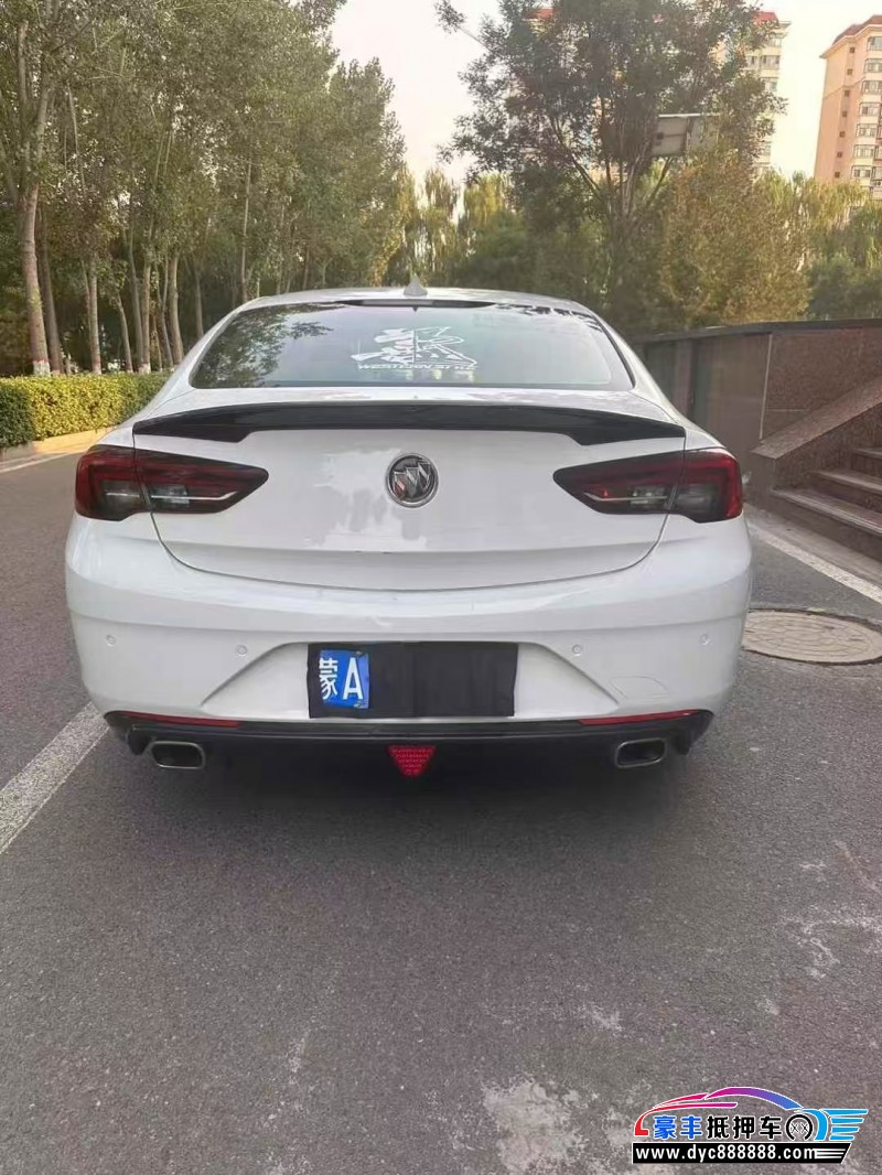 17年别克君威轿车抵押车出售