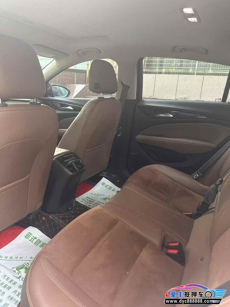 17年别克君威轿车抵押车出售