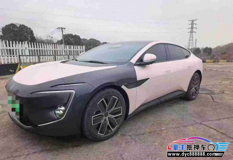 25年阿维塔12轿车抵押车出售