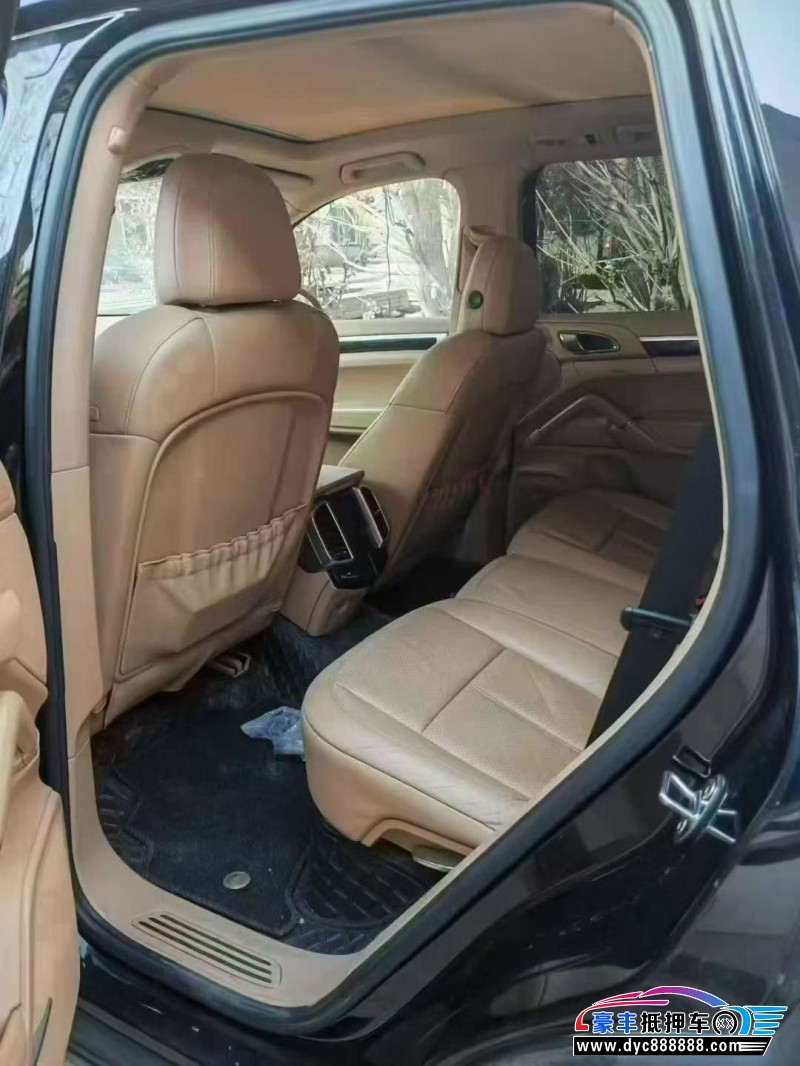 11年保时捷卡宴轿车抵押车出售