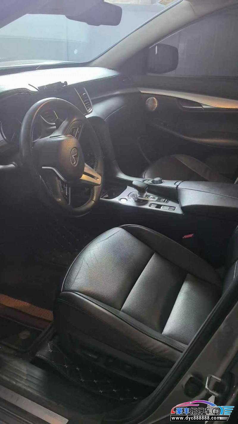 19年英菲尼迪QX50轿车抵押车出售