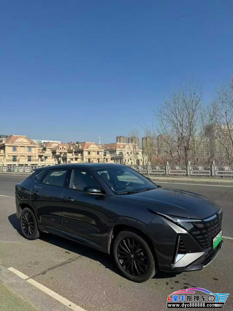 25年长安长安UNI轿车抵押车出售