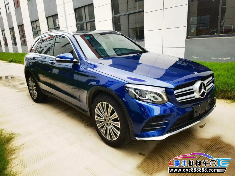 17年奔驰GLC轿车抵押车出售