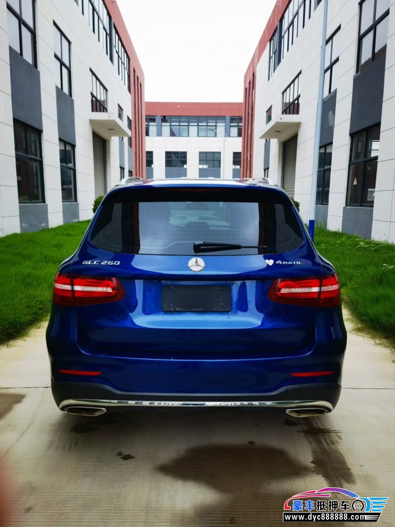 17年奔驰GLC轿车抵押车出售