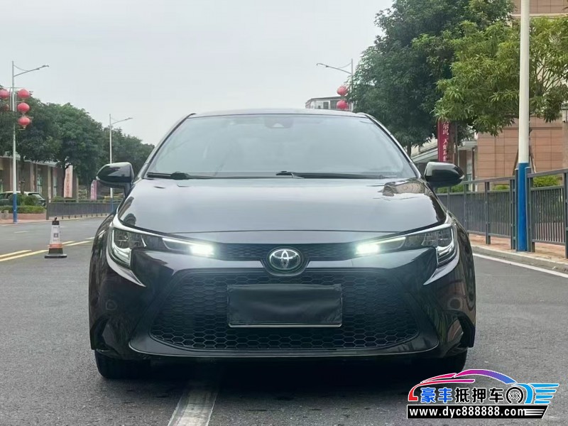 抵押车出售22年丰田雷凌轿车