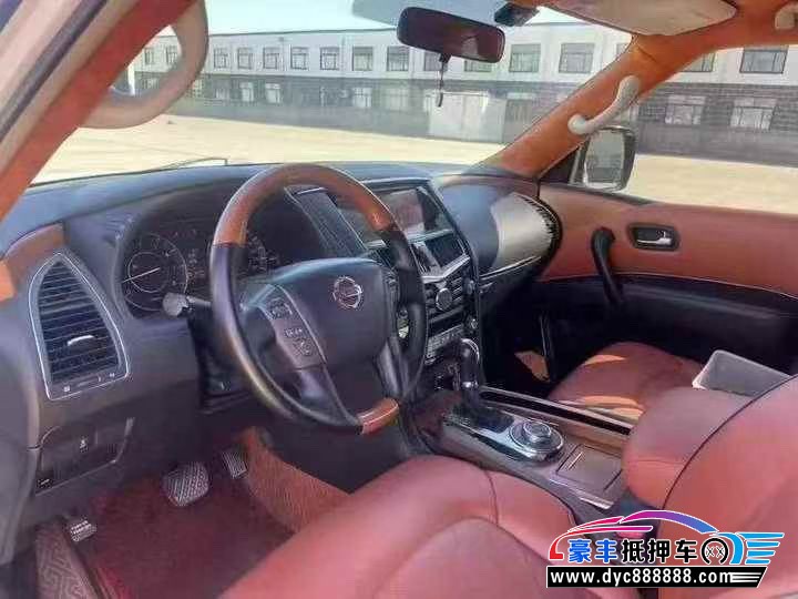 19年日产途乐轿车抵押车出售