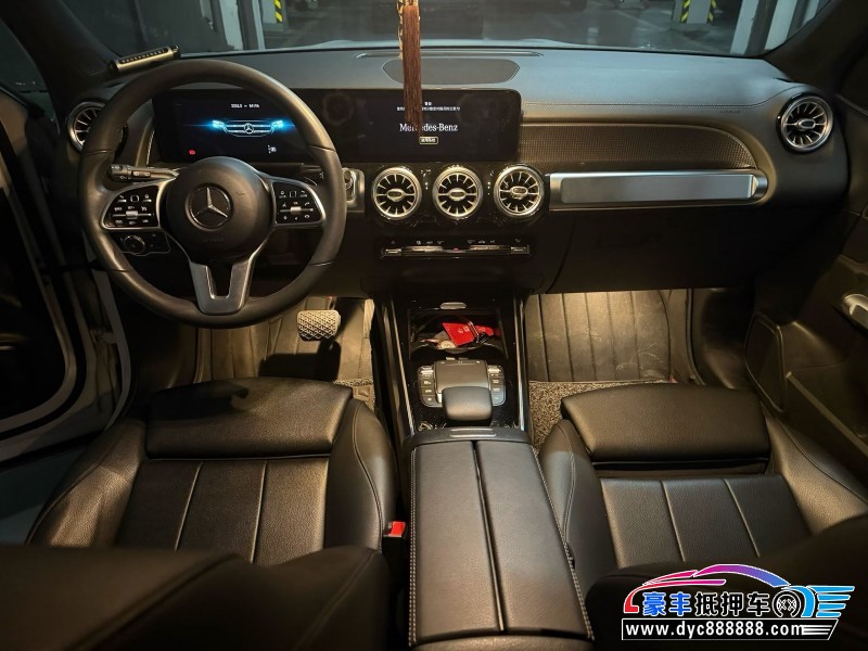 20年奔驰GLB轿车抵押车出售