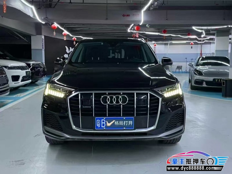 抵押车出售21年奥迪Q7轿车