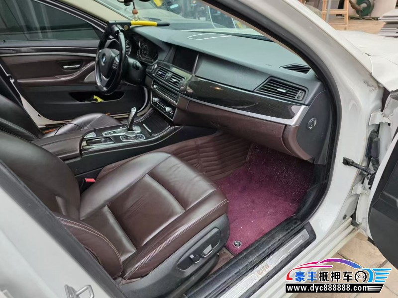 16年宝马5系轿车抵押车出售