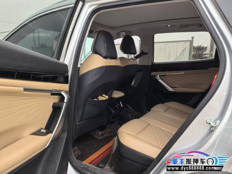 23年吉利博越轿车抵押车出售