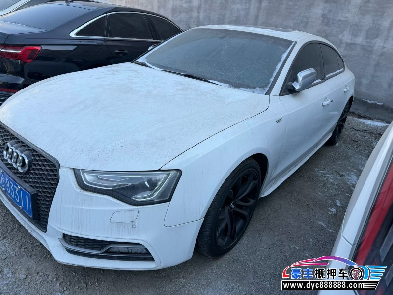 14年奥迪S5轿车抵押车出售