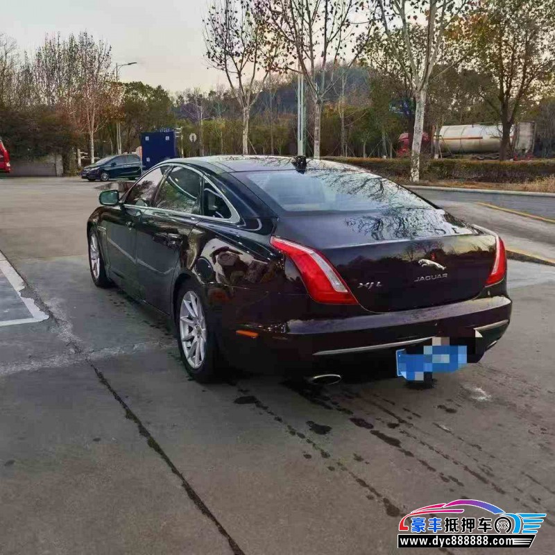 18年捷豹XJ轿车抵押车出售
