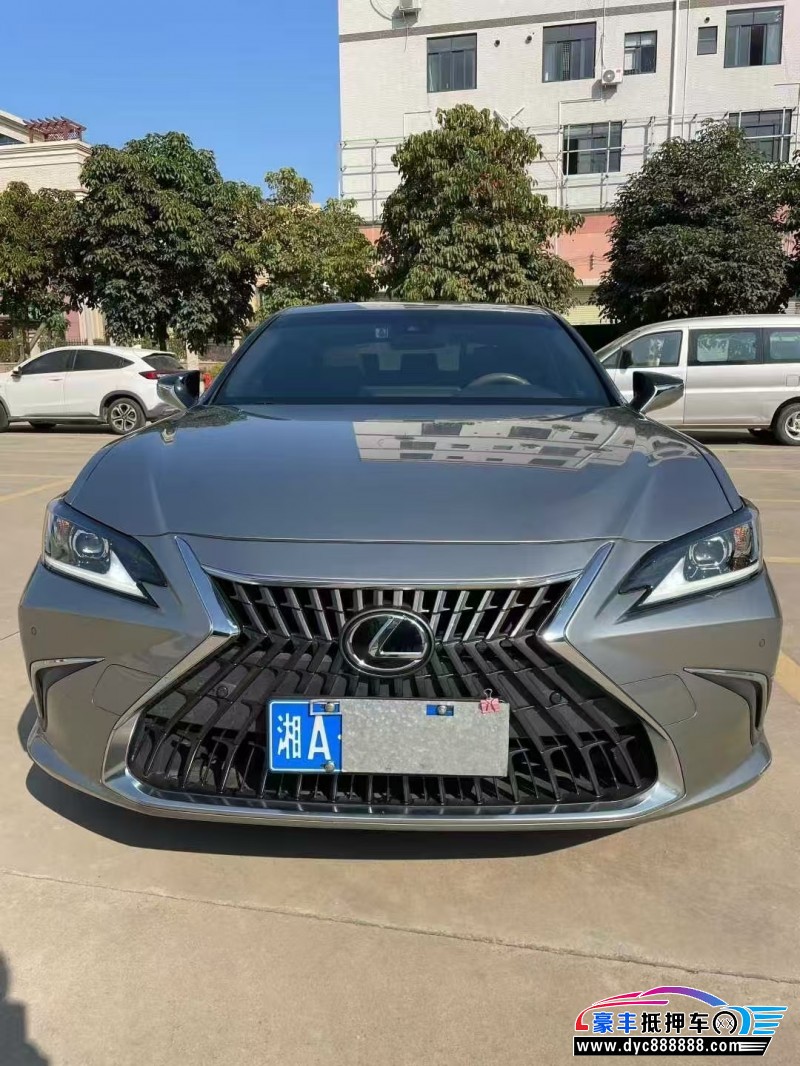 23年雷克萨斯ES轿车抵押车出售