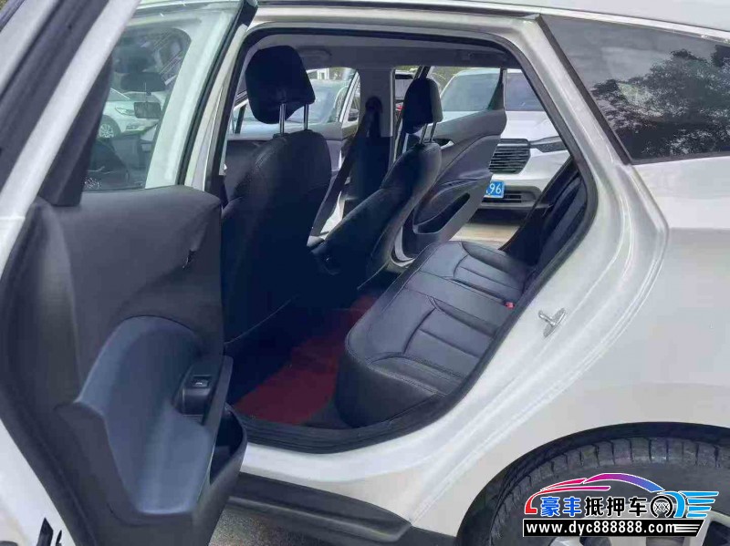 24年别克微蓝轿车抵押车出售