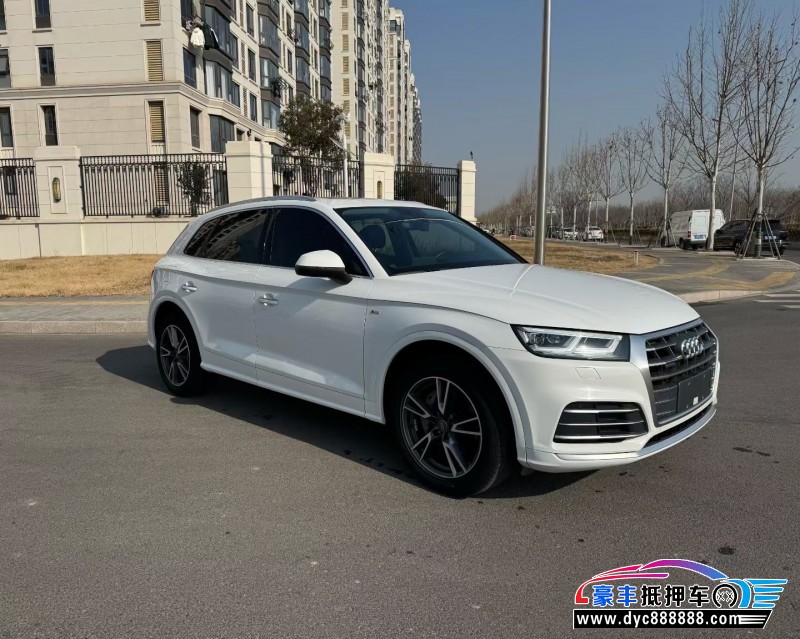 21年奥迪Q5轿车抵押车出售